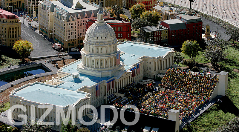 Illustration for article titled Lego Obama Presidential Inauguration Brings Hope to Bricks Too
